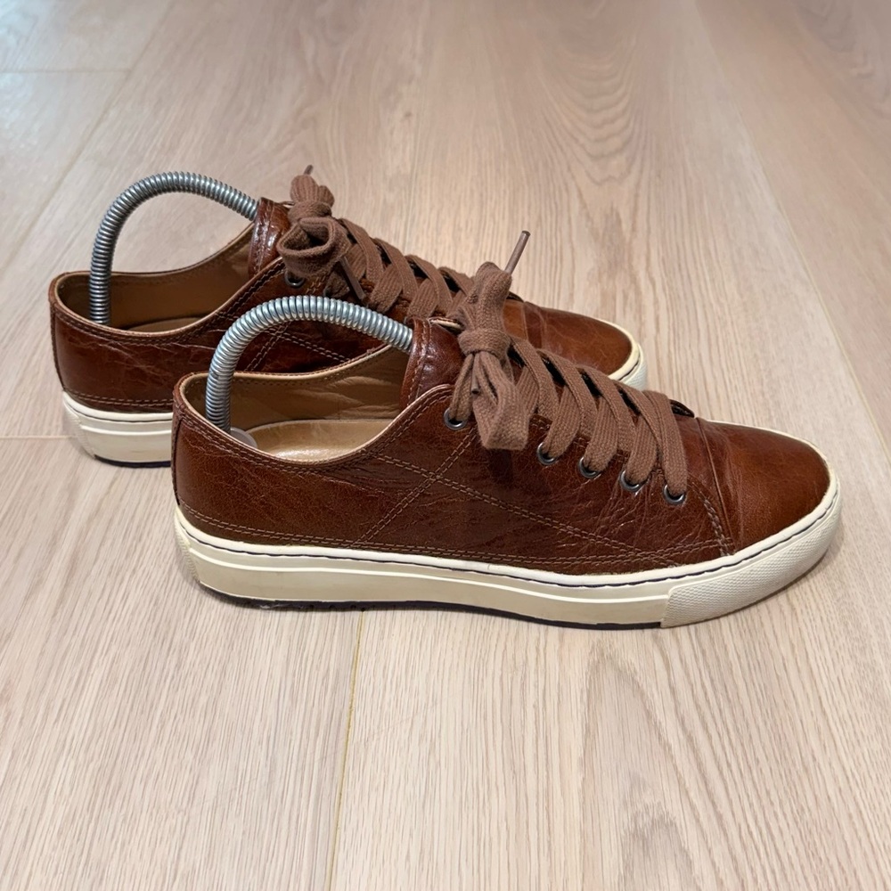 Rare PF Flyers Brown Leather Low Top
Sneakers, Unisex  men’s 7 women’s 8.5
